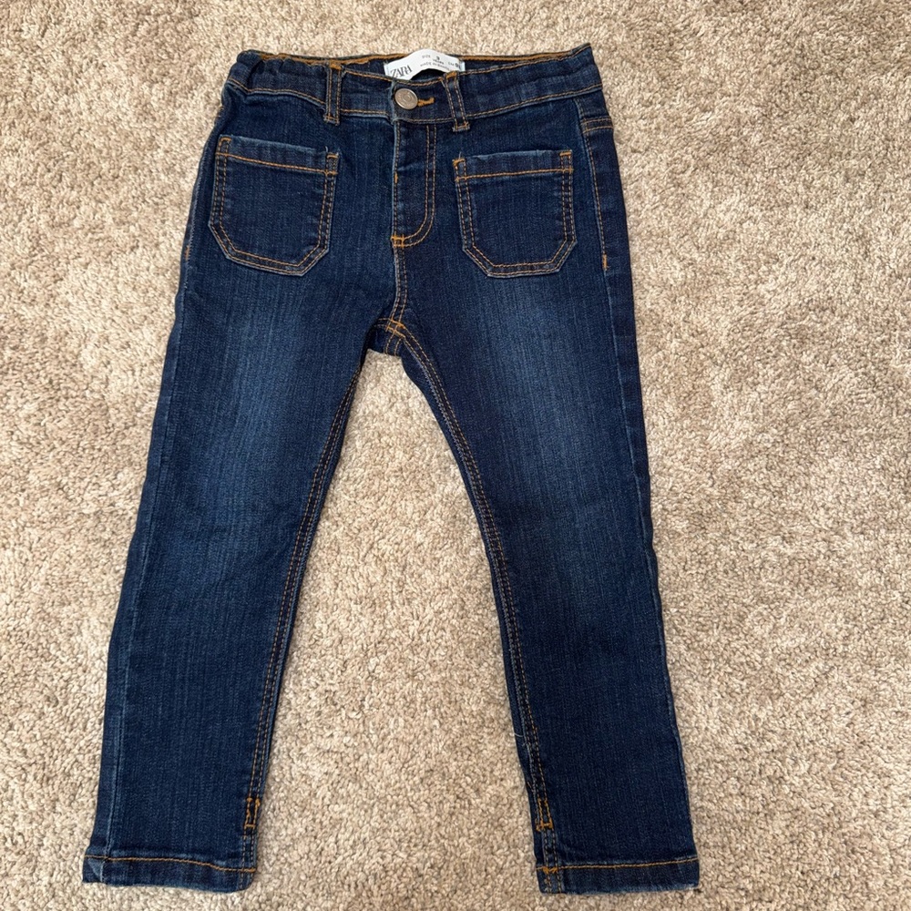 Zara toddler jeans 😊